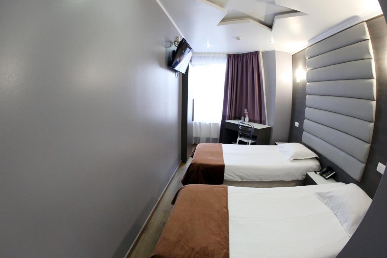 Hotel Phenix Dilbeek Exterior photo